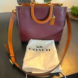Coach Rogue Colorblock - Wine Color.